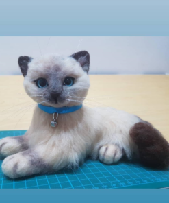 Needle Felted Ragdoll Cat 8 Needle Felted ragdoll cat statue. A great cat lovers gift, this pet portrait
